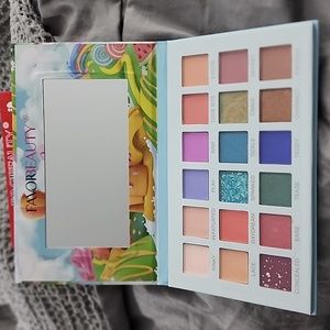 Favorbeauty eyeshadow palette